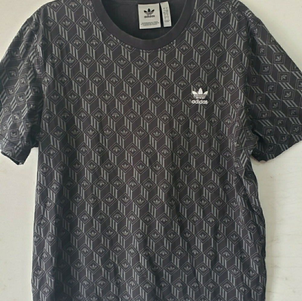 Adidas Mens Fashion Tee-shirt Size Large